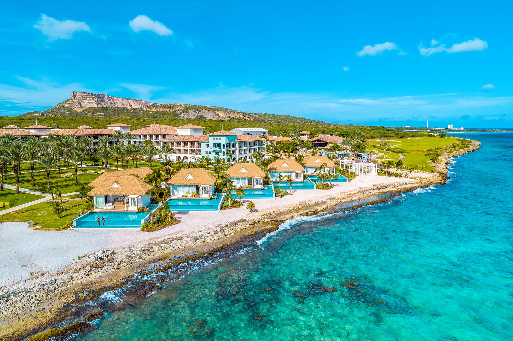 Sandals-Royal-Curac-ao-Awa-Coastal-Aerial-1